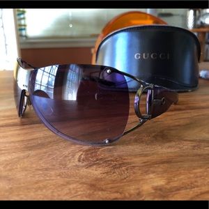 Gucci sunglasses with case